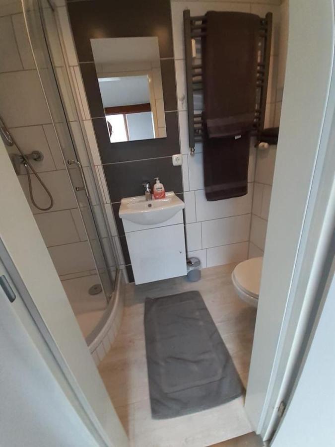 Studio Apartment Alsdorf Exterior photo